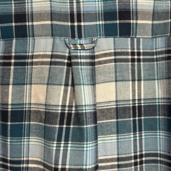 NWT IZOD Blue & White Plaid Temperature Regulating Wicking Flannel Shirt Size XL - Picture 6 of 14